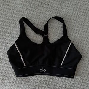 ALO Yoga AIRLIFT SUIT UP BRA Black and White Sports Bra